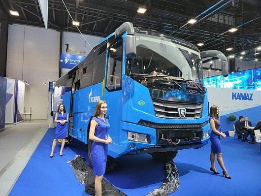 Экспериментальная модель автобуса-вездехода впервые была показана на полях Петербургского международного газового форума-2022
