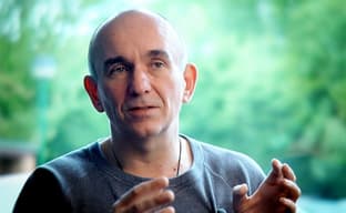 Прозванный главным мошенником игровой индустрии Питер Молинье видит будущее в NFT-играх