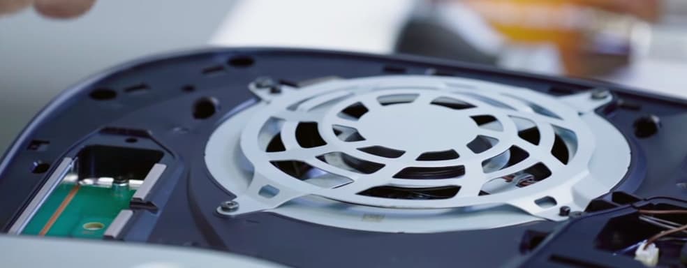 PS5 шумит из-за отклеившихся наклеек, Xbox дал «фору» PlayStation — самое интересное за неделю