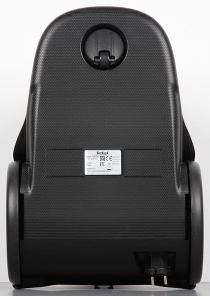 Пылесос Tefal Silence Force TW8370RA, вид снизу Пылесос Tefal Silence Force TW8370RA, вид снизу