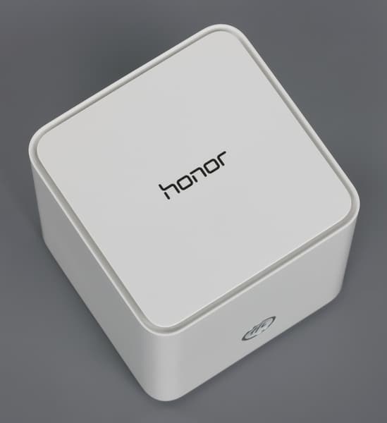 Внешний вид Huawei WS831 Внешний вид Huawei WS831