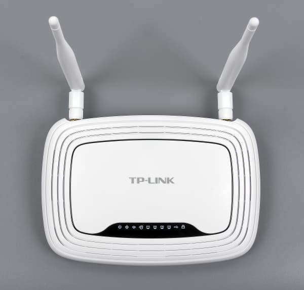 Внешний вид TP-Link TL-WR842ND(RU) Внешний вид TP-Link TL-WR842ND(RU)