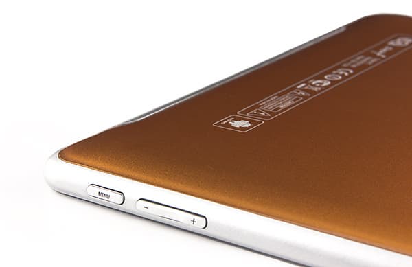 Верхняя грань планшета 3Q Surf RC9716B