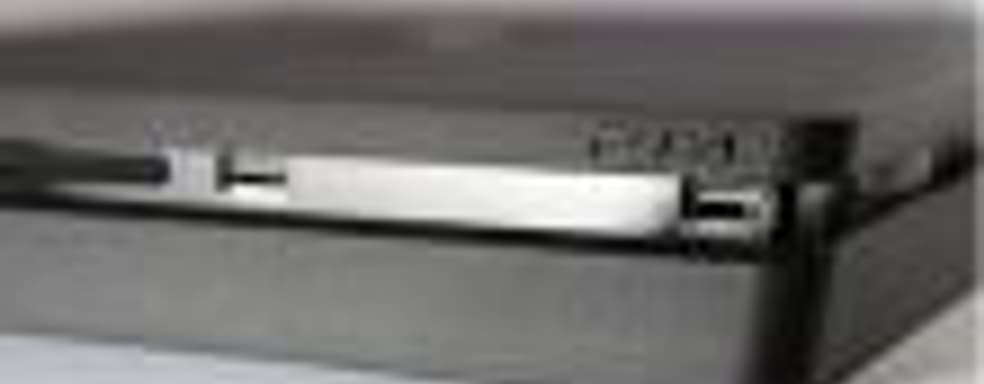 Видеоролик с распаковкой PS4 Slim