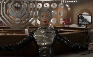 Разработчики Atomic Heart показали обложку артбука, корешок, бабушку с дробовиком и подтвердили «нецензурную брань»