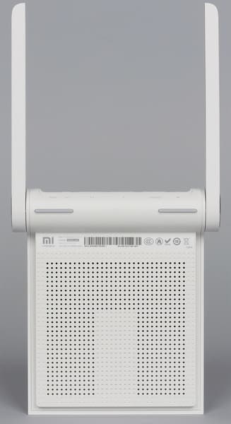 Внешний вид Xiaomi Mi Wi-Fi Mini Внешний вид Xiaomi Mi Wi-Fi Mini