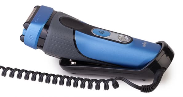 Сеточная электробритва Braun CoolTec CT4s