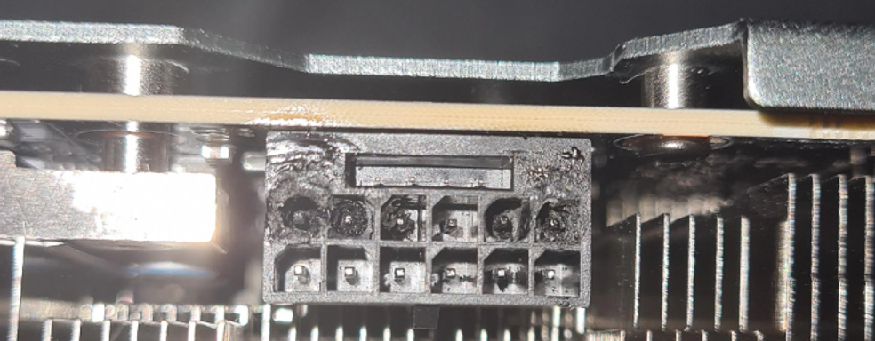 У GeForce RTX 4090 расплавился кабель питания при игре в Red Dead Redemption 2. Разъём тоже пострадал