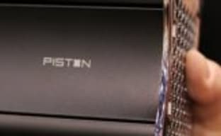 Valve дистанцировалась от Xi3 Piston