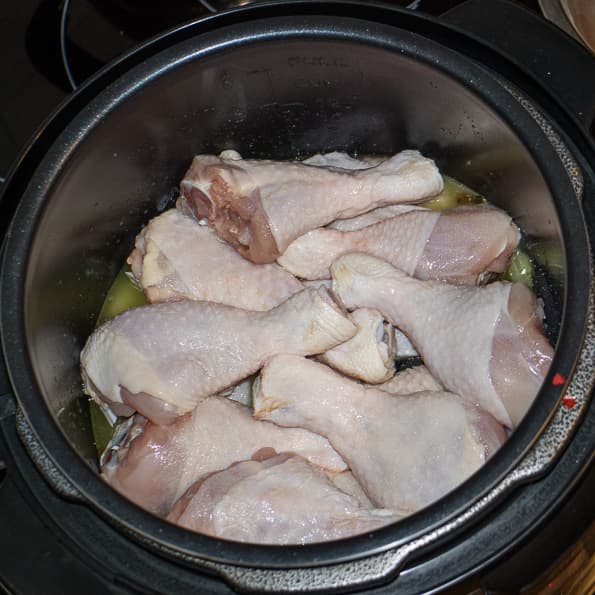 скороварка-коптильня Brand 6060