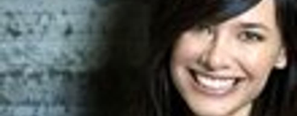 Джэйд Реймонд работает над новым проектом