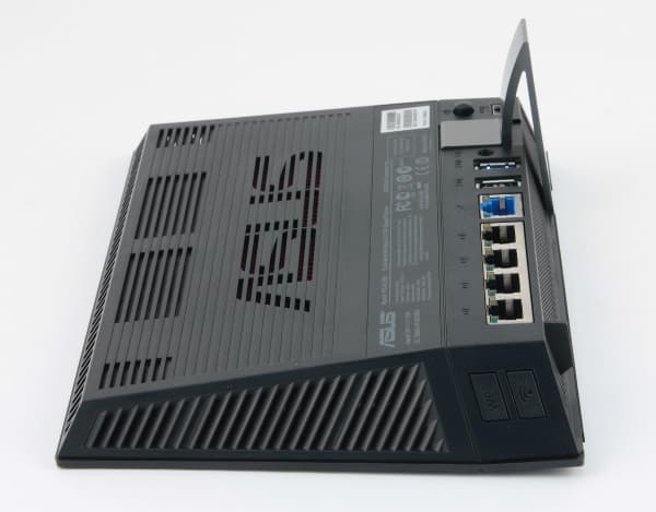 Внешний вид Asus RT-AC56U