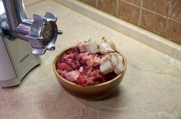 мясорубка Redmond RMG-1203-8