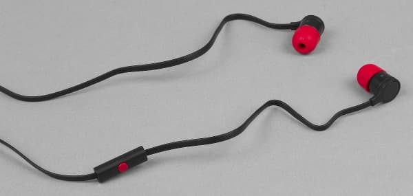 Штатная гарнитура HTC One max