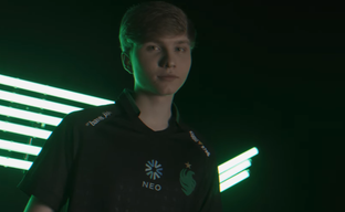 Взломали Steam-аккаунт m0NESY — про-игрок в CS2 стал жертвой хакеров