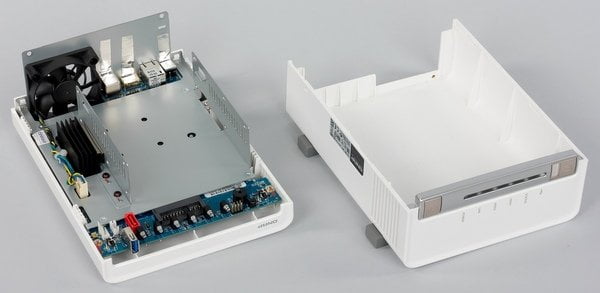 Конструкция QNAP TS-251C