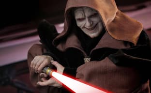 Galactic Emperor: Hot Toys Releases Darth Sidious Figure from Star Wars: Episode III – Revenge of the Sith