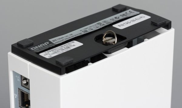 Внешний вид QNAP TAS-168