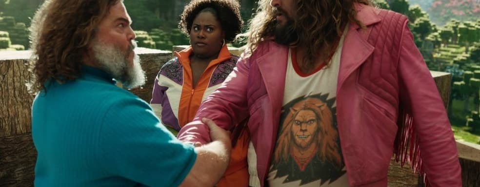 "Minecraft Movie" Breaks Box Office Despite Low Critic Scores