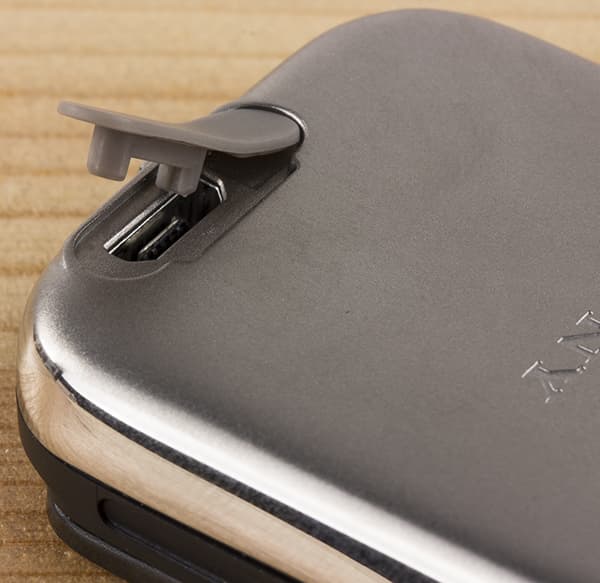 Умные часы Sony SmartWatch 3 Умные часы Sony SmartWatch 3