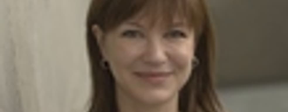 Julie Larson-Green возглавила новое аппаратное подразделение Microsoft