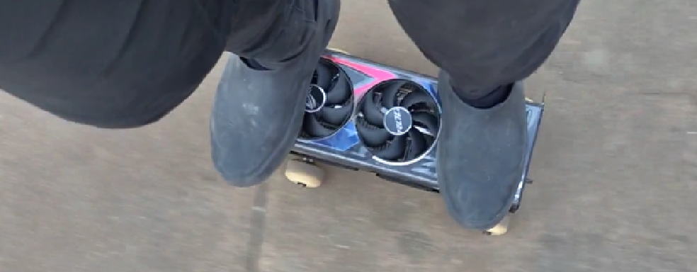 RTX 4090 превратили в скейтборд и прокатились. Инженеру пришлось оправдываться перед возмущёнными геймерами
