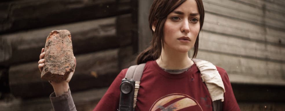 «Мы выживем назло Вселенной»: модель показала косплей Элли Уильямс из игры The Last of Us