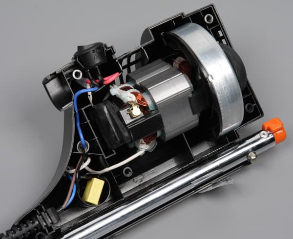 Пылесос Kitfort КТ-525-1. Мотор