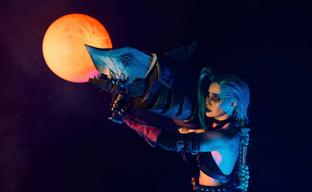 Reckless Hooligan: Cosplayer Transforms into Jinx from the "Arcane" Animated Series