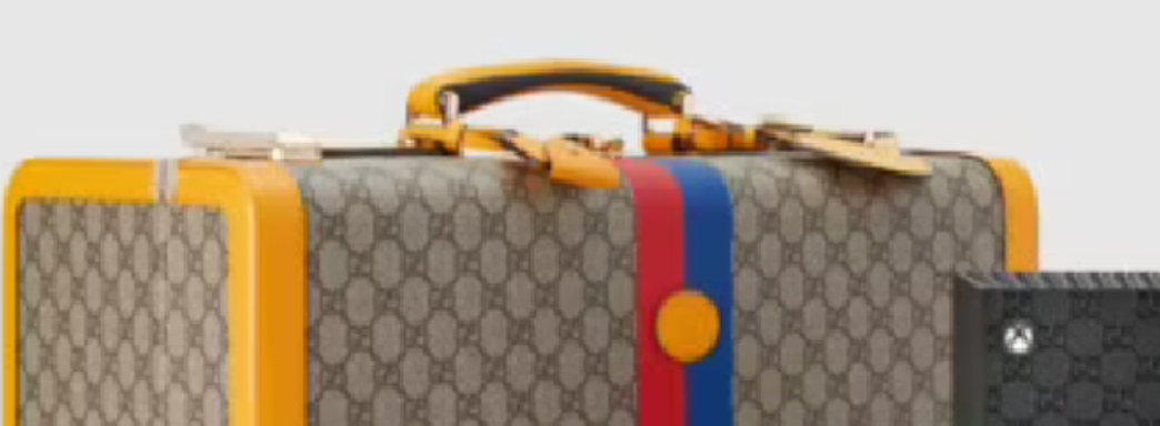 La casa Gucci anuncia un maletín para Xbox Series X