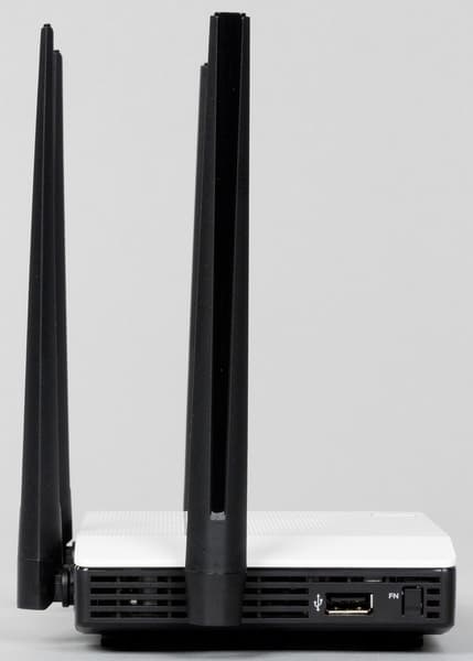 Внешний вид Zyxel Keenetic Extra IIir Внешний вид Zyxel Keenetic Extra II