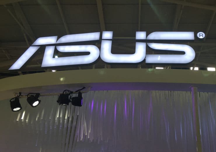 Джони Ши на презентации Asus Zenvolution в рамках Computex 2016