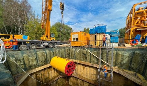 Опуск щита на Щукинском газопроводе-дюкере