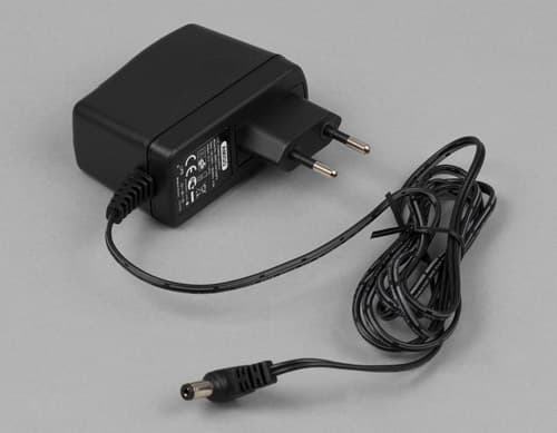 IP-камера TRENDnet TV-IP851: блок питания