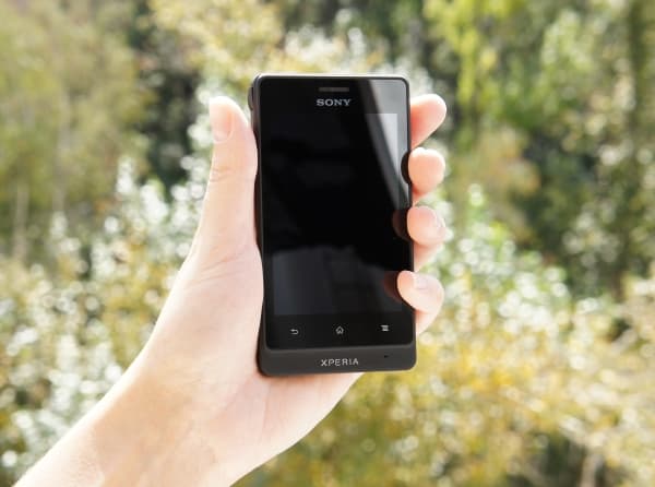 Обзор коммуникатора Sony Xperia go