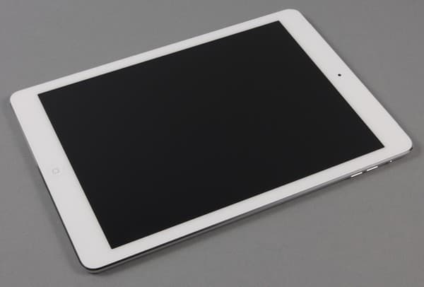 Фронтальная сторона iPad Air