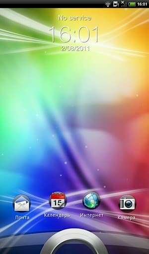 'Первый экран главного меню HTC Flyer