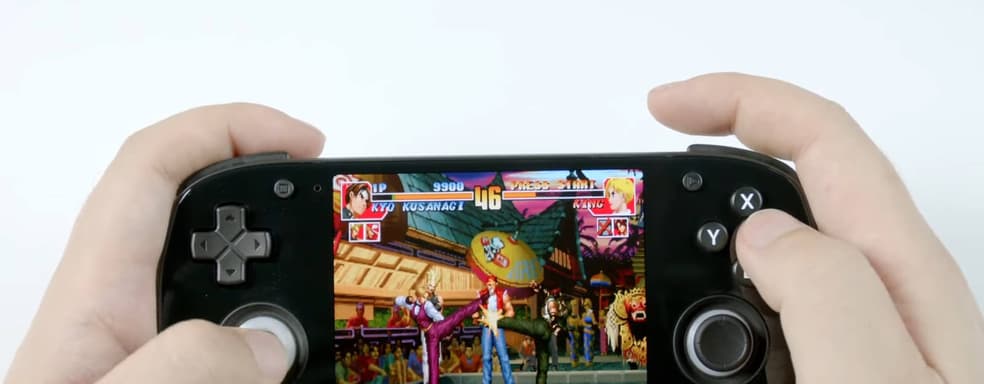 Retroid сыграла на портативной консоли Pocket Mini с новым экраном и фронтальной панелью