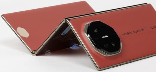 Huawei представила тройной складной смартфон Mate XT глобально на MWC 2025