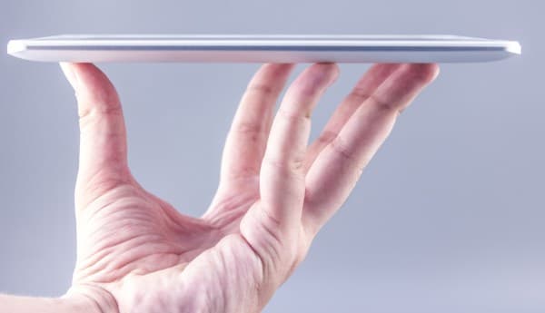 Дизайн планшета iconBIT NetTAB Skat RX