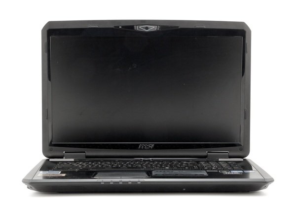 Ноутбук MSI GT780DXR: вид спереди, экран