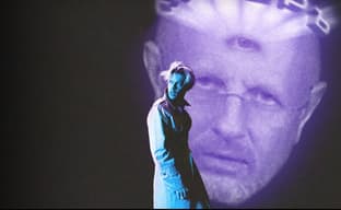 На «Кинопоиске» стартовал сериал «Киберъ». Это игровая документалка о киберспорте с озвучкой «Гоблина»