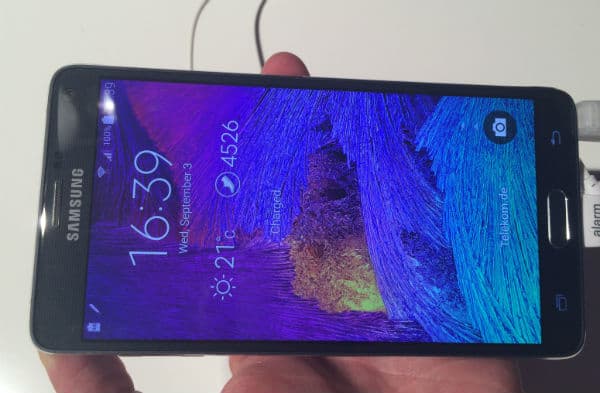 Умный браслет Samsung Gear Fit