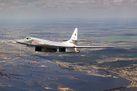 Ту-160