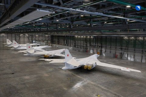 Ту-160 на Казанском авиационном заводе