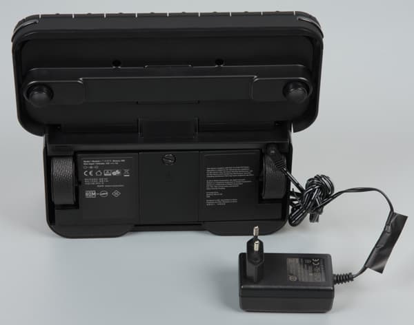 iRobot Braava 380t. Зарядка