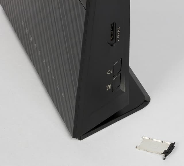 Внешний вид Asus 4G-AC55U