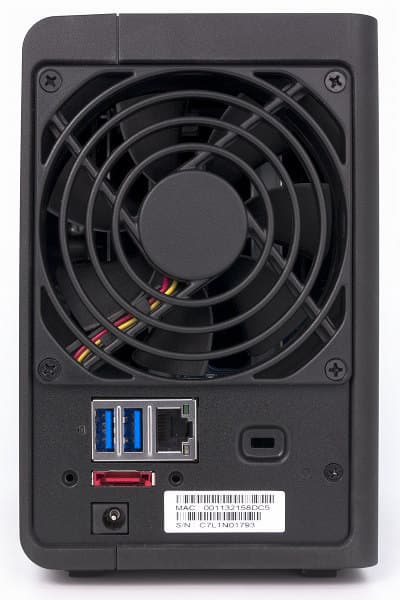 Внешний вид Synology DS213+ Внешний вид Synology DS213+