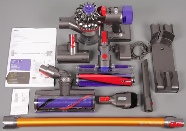 Пылесос Dyson V8 Absolute, комплект поставки