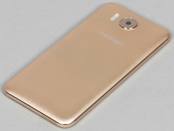 Смартфон Prestigio Grace R7